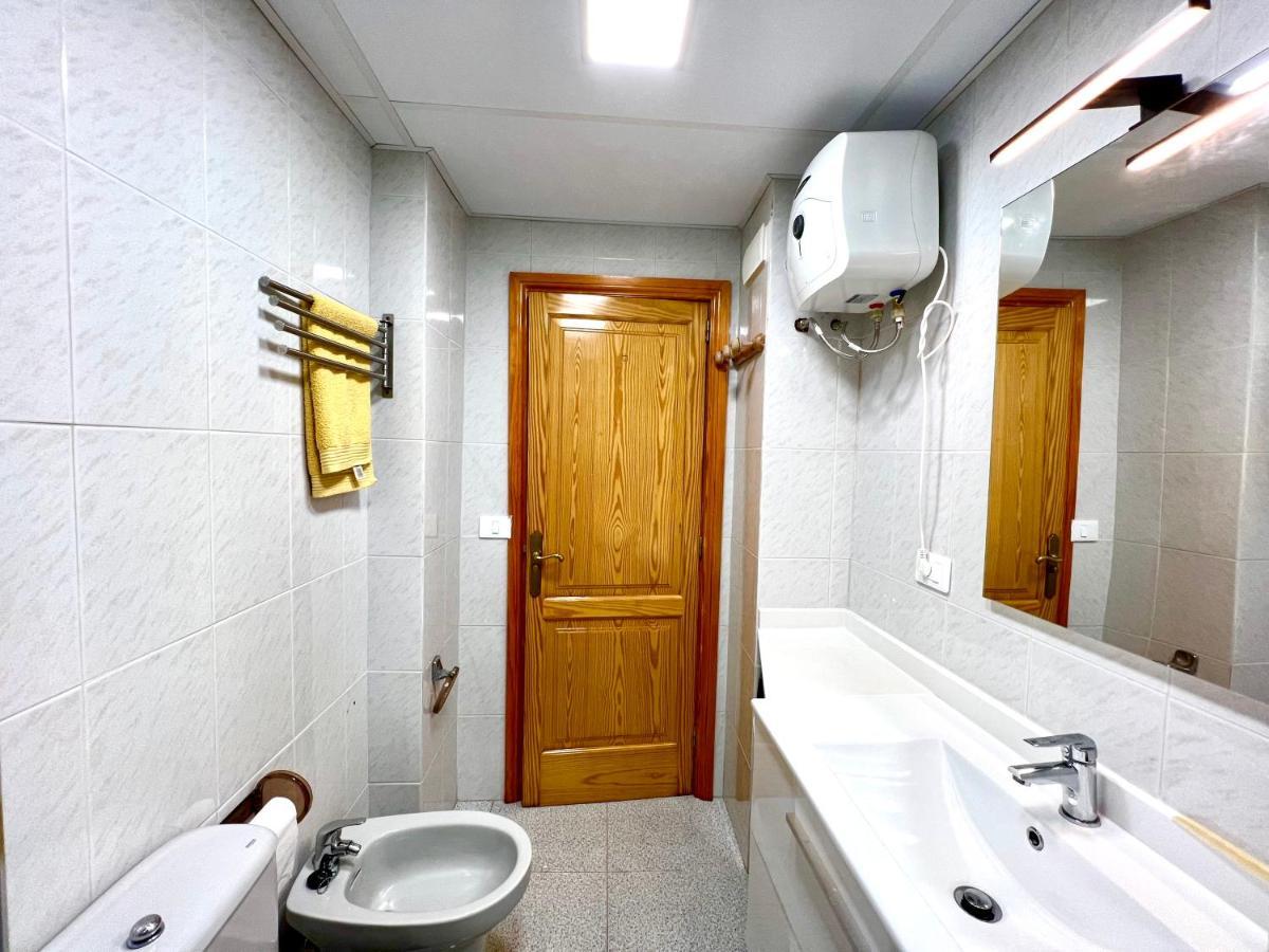 Cozy Apartment Near Yumbo 普拉亚戴尔雷安格莱斯 外观 照片